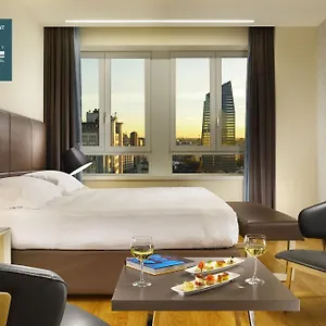 una-hotel-century.it-lombardy.com/